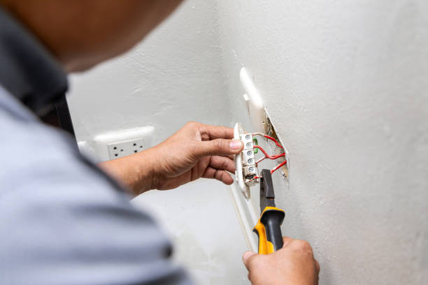 Best Emergency Electrical Repair  in North Edwards, CA
